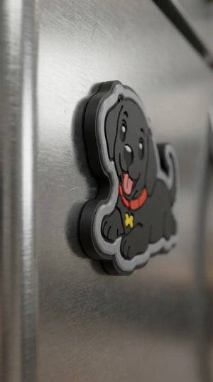 Dog magnet Stickmadly